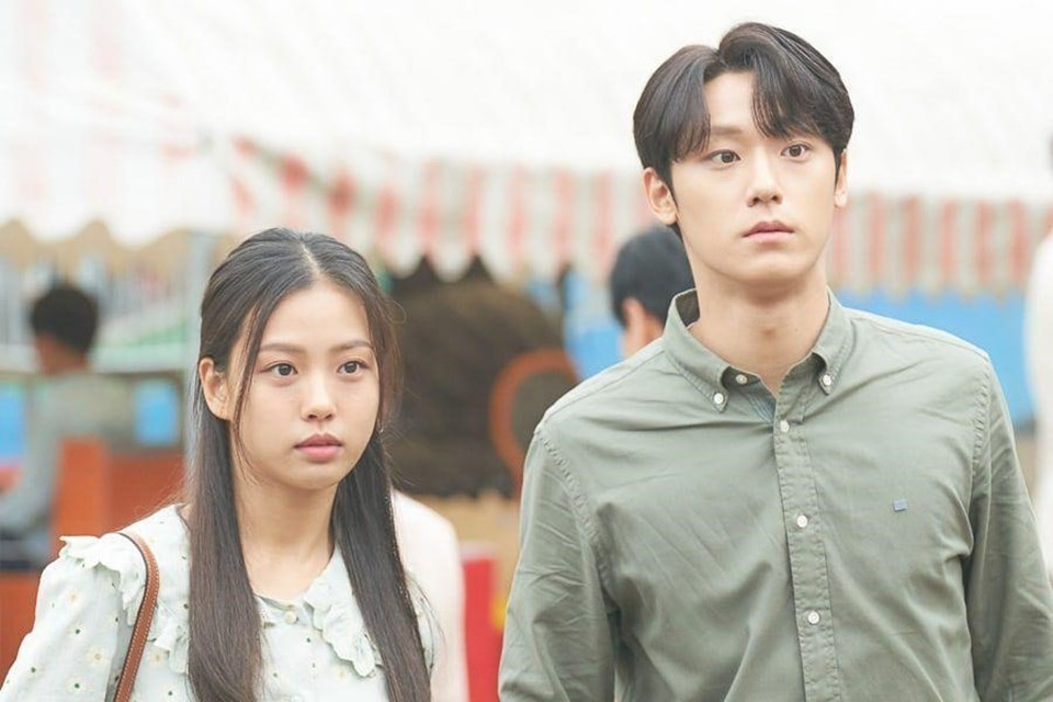 Love And Sacrifice: 8 Touching Moments From “Youth Of May”