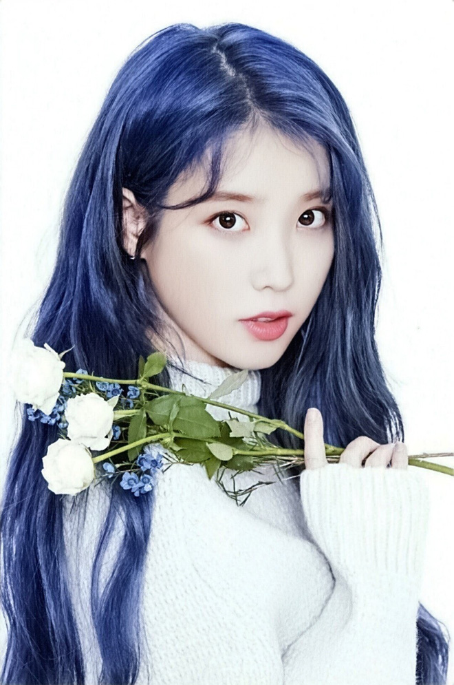 8 kpop Idols Prove Pantone's 2020 Classic Blue Hair Color | starbiz.net