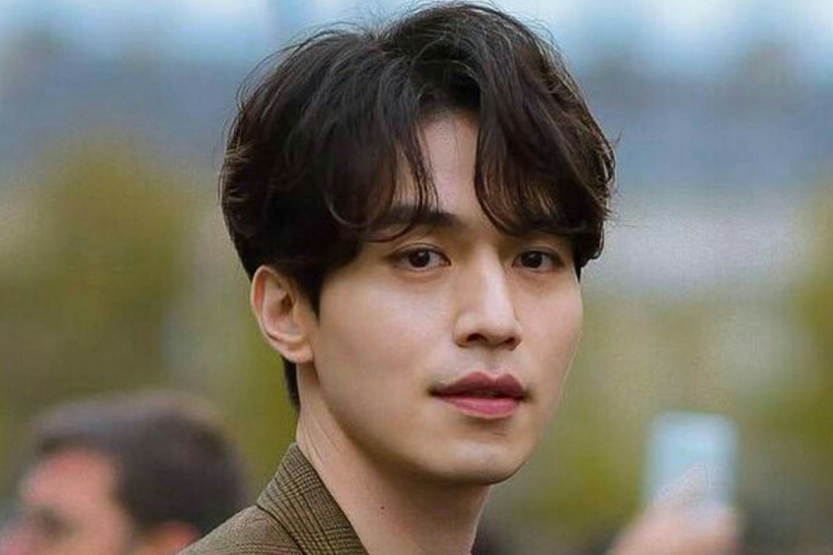 Lee Dong Wook to sue rumors about him being in Shincheonji | starbiz.net