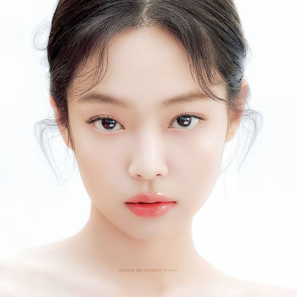 blackpink-jennie-magazine-photo-causes-a-fever-after-being-edited-by-fan-2