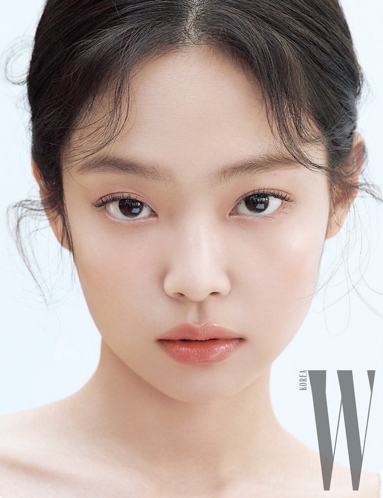 blackpink-jennie-magazine-photo-causes-a-fever-after-being-edited-by-fan-1
