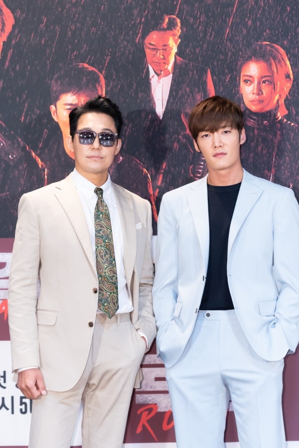 choi-jin-hyuk-park-sung-woong-and-more-talk-about-new-drama-rugal-1
