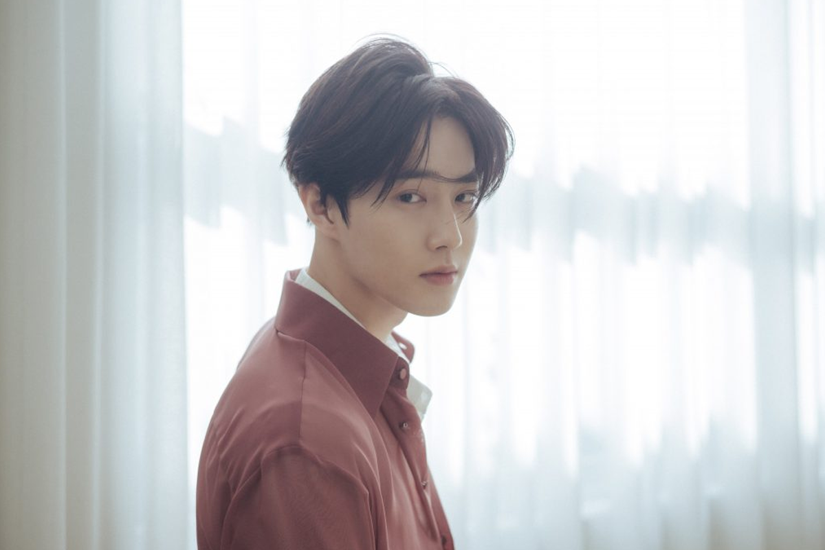 EXO’s Suho Tops iTunes Charts Around The World With Debut Mini Album