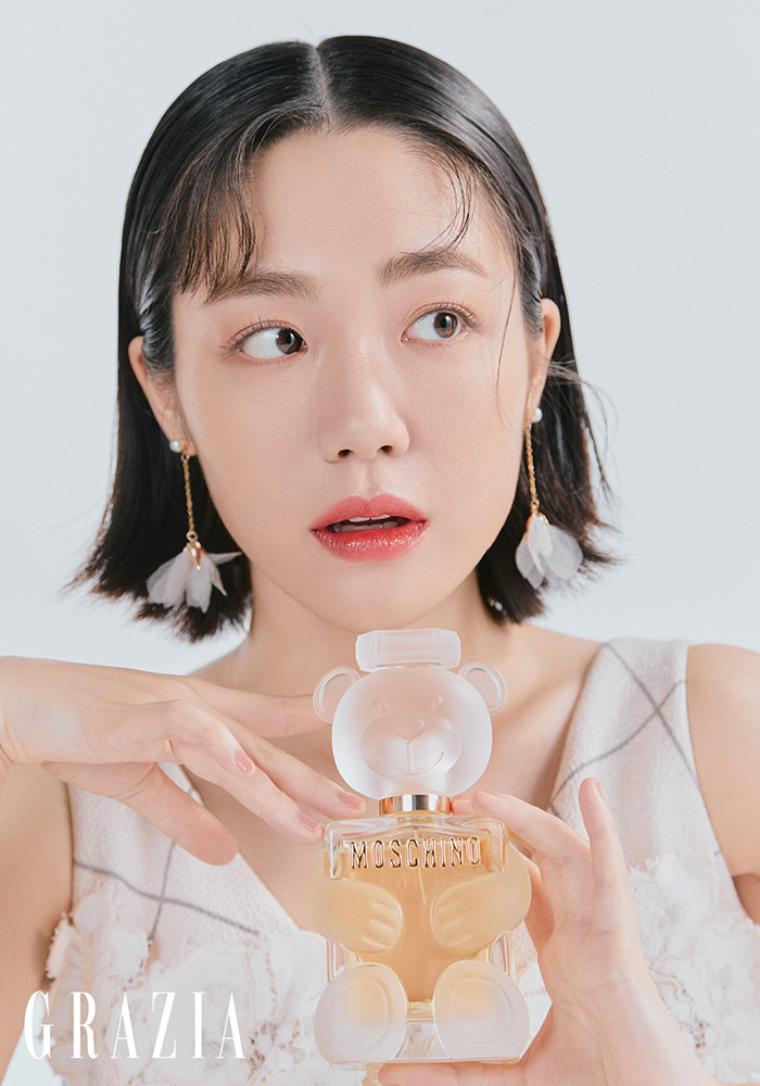 so-joo-yeon-is-a-spring-sweetheart-that-blossoms-in-grazia-magazine-2