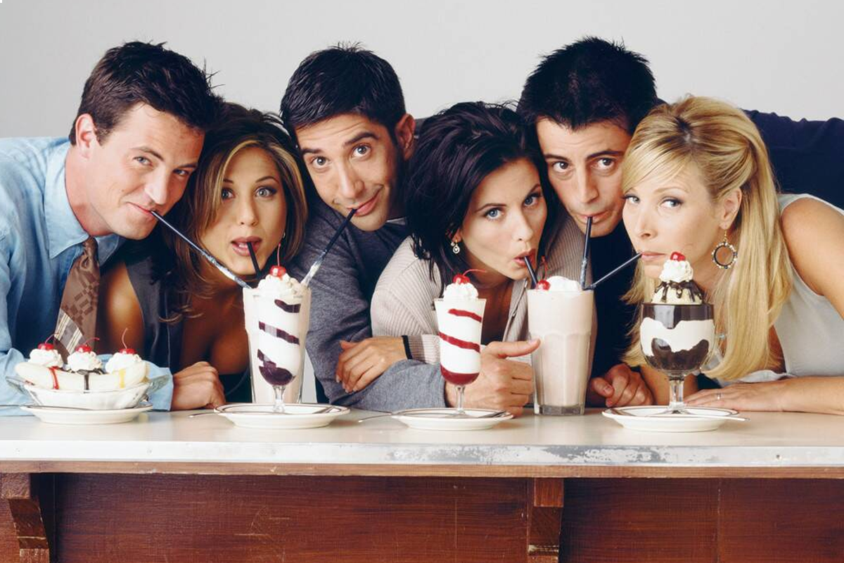 "Friends" reunion special delayed, but it will be there for you eventually