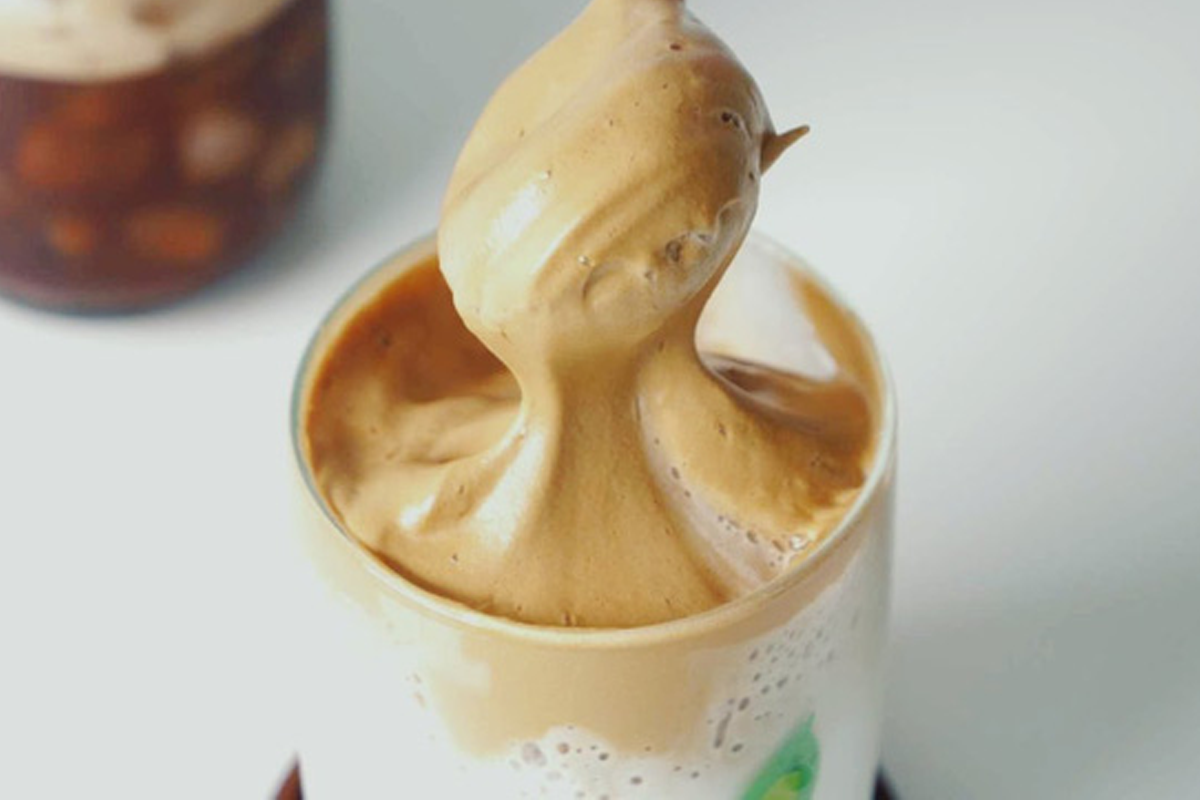 How To Make Dalgona Coffee, The Creamy Drink That’s becoming a hot topic on the world