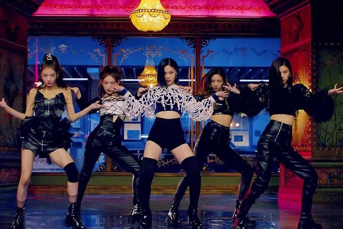 ITZY are officially back with energetic MV for 'Wannabe' single