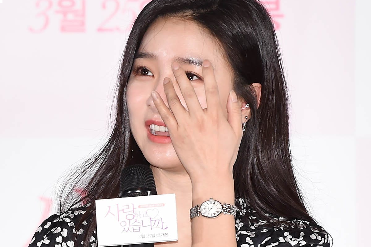Kim So Eun tears up talking about late actress Jeon Mi Sun