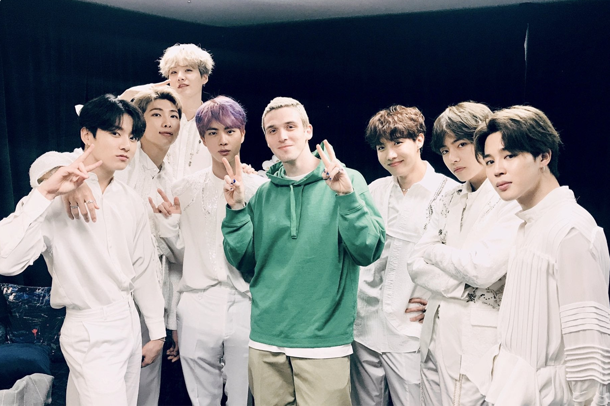 Lauv reveals BTS gifted him while working on their collab