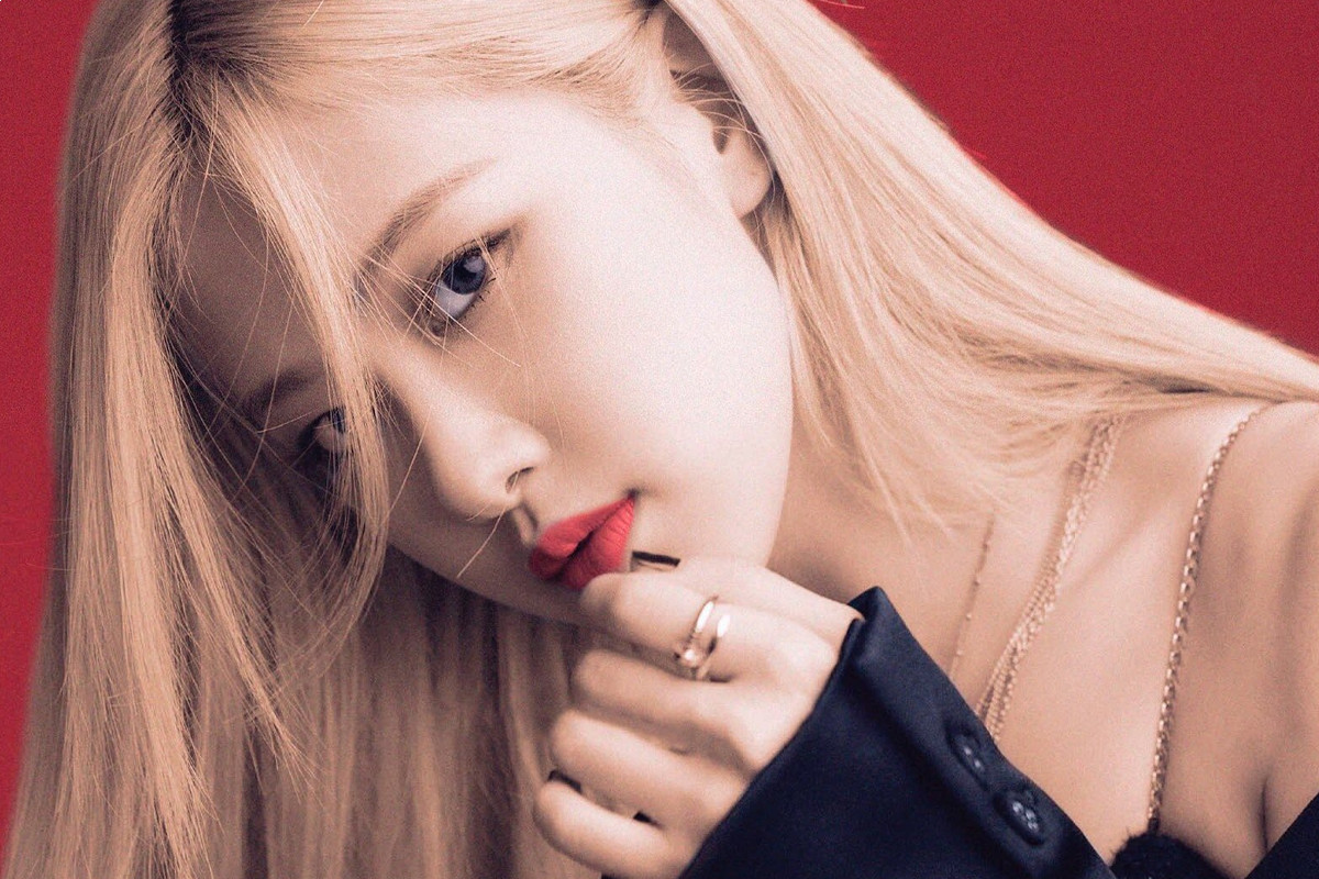 Rose (BLACKPINK) explains how to have flawless white skin