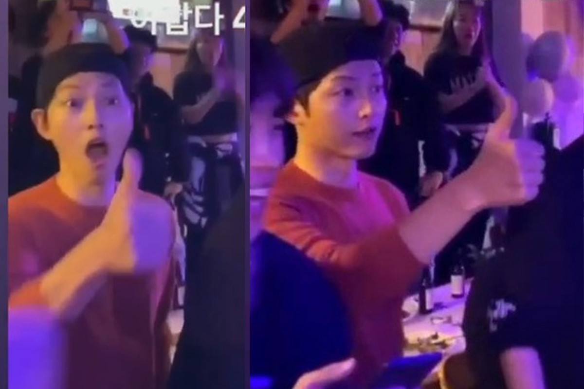 Song Joong Ki spotted dancing and singing in Colombia
