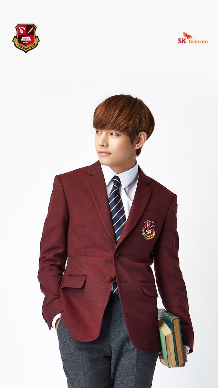 v-bts-reveals-his-secrets-to-making-lots-of-friends-in-high-school-6