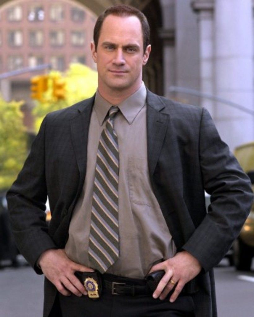 detective-elliot-stabler-lead-new-show-in-law-order-suv-3