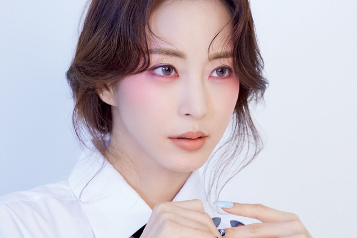 Han Ye Seul shocks when revealing she had read bad comments for three days