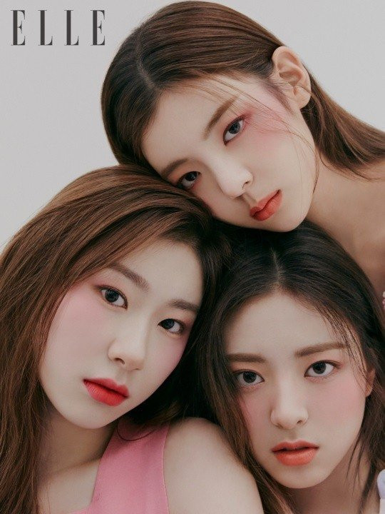 itzy-show-their-power-looks-and-spring-visual-for-elle-1