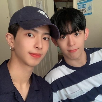 produce-x-101-30-kim-hyunbin-leaves-source-music-and-is-studying-to-get-in-university-2
