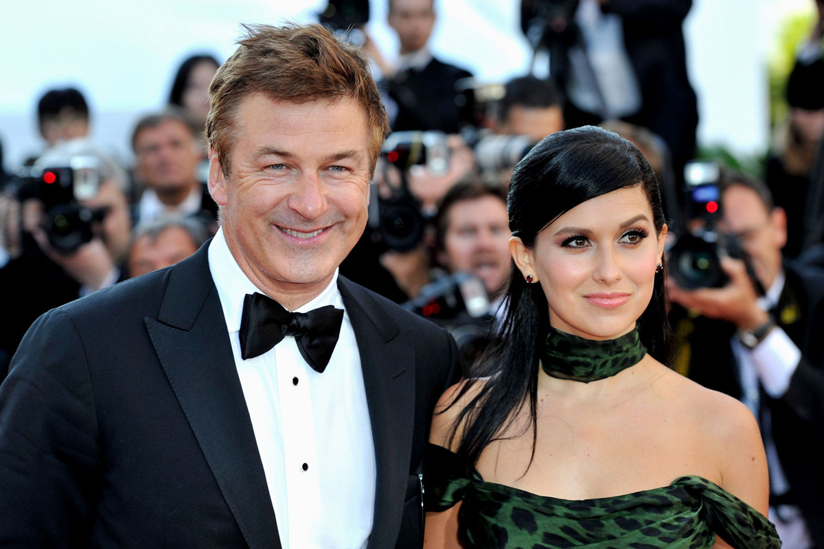 Alec Baldwin and wife Hilaria reveal they are expecting fifth child