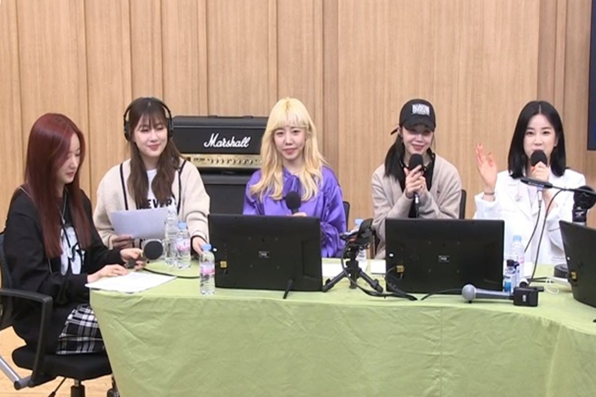 Apink reveal interesting things about 'Dumhdurum' and share feelings about no.1 on 'Cultwo Show'