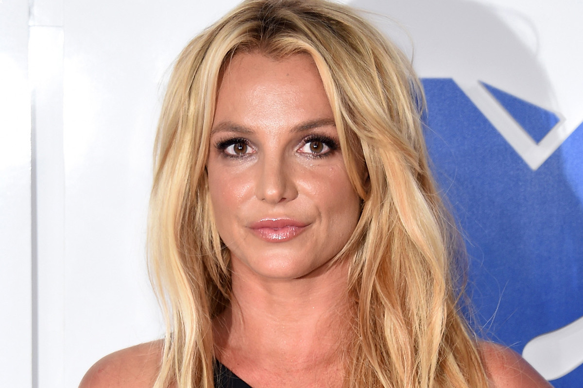 Britney Spears calls ex-boyfriend Justin Timberlake 'genius'