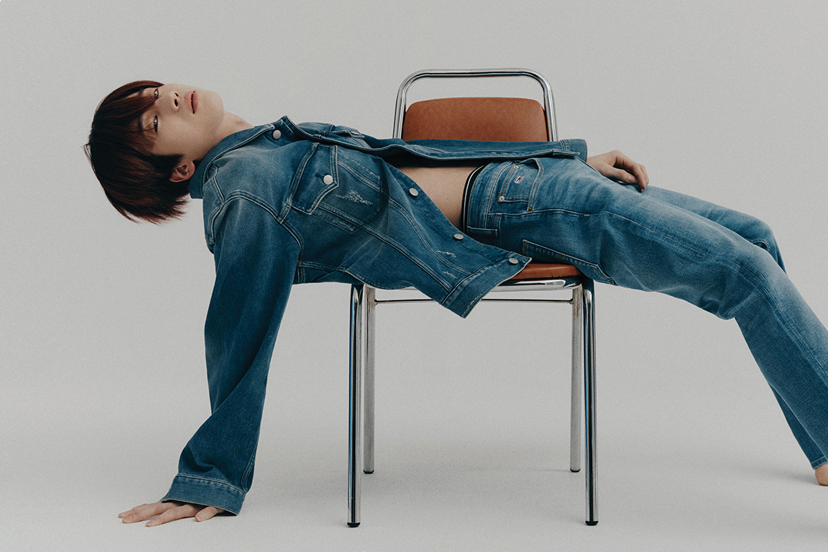 VICTON Han Seungwoo reveals perfect abs in new 1st Look Magazine photoshoot