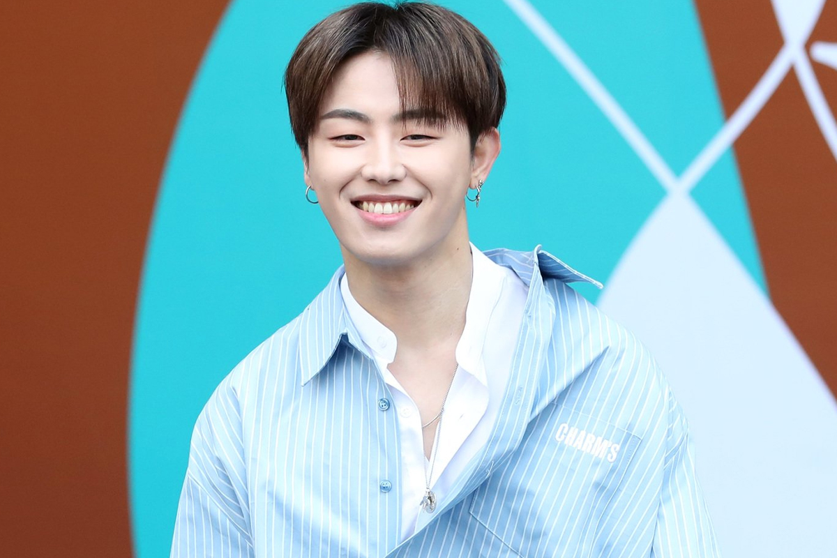 Block B U-Kwon to enlist in military on May 18