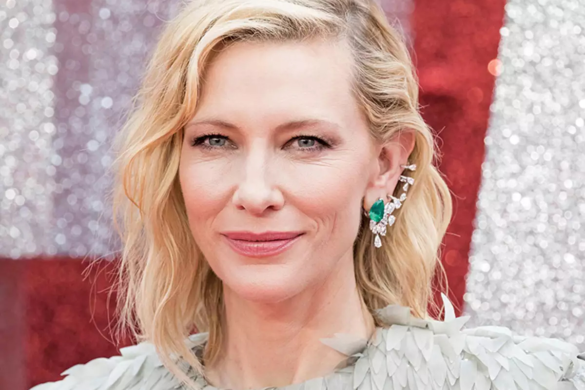 Cate Blanchett Disappointed As Husband Gives Her Ironing Board For Wedding Anniversary Starbiz Net