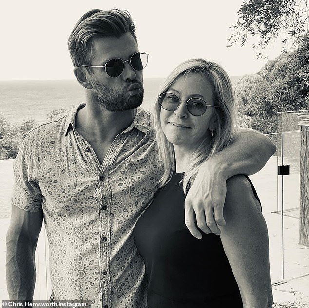 chris-hemsworth-stuns-with-fans-with-photo-of-his-very-youthful-mum-leonie-1