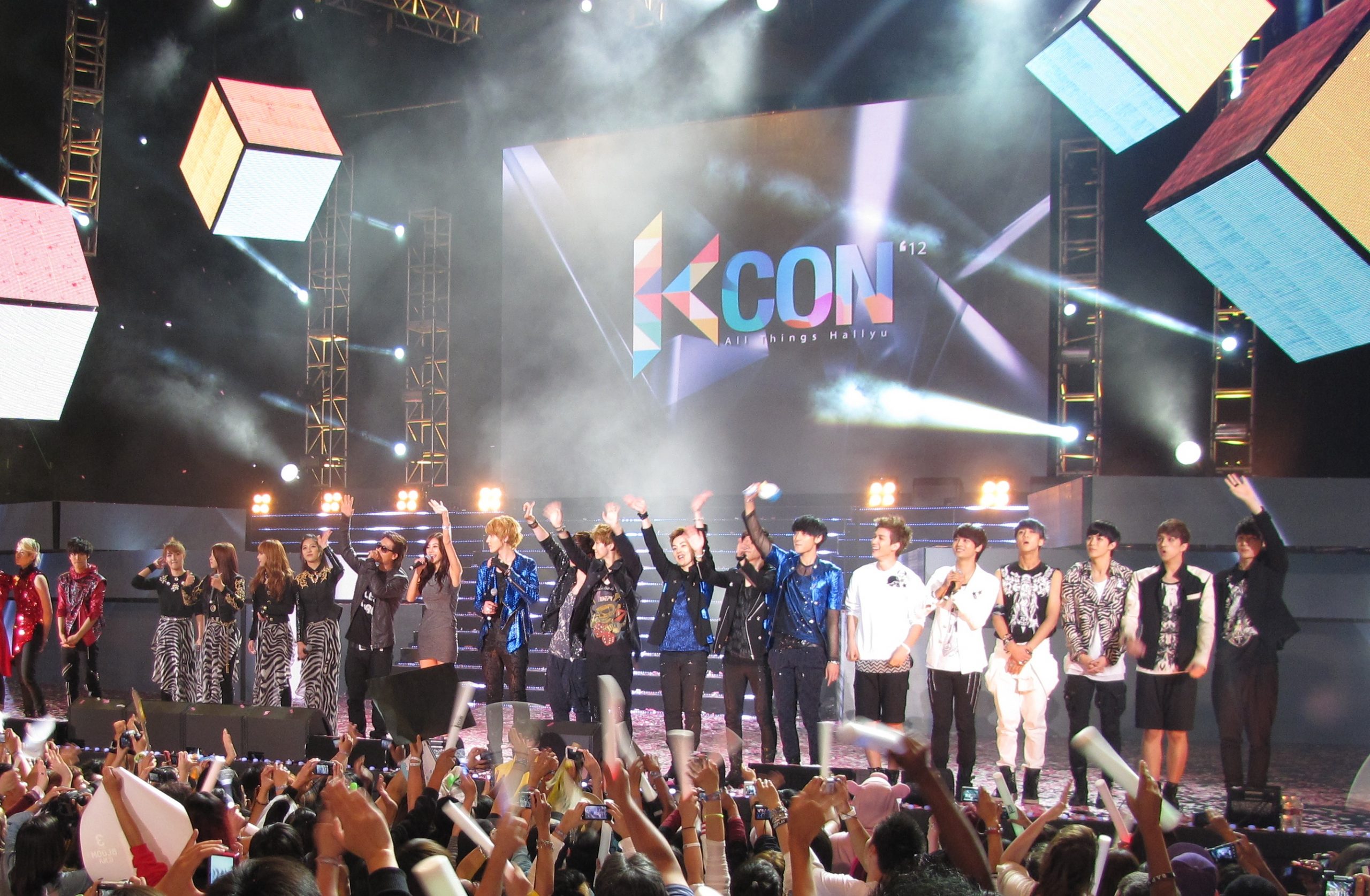 cj-enm-to-reportedly-host-kcon-as-online-concert-in-june-3
