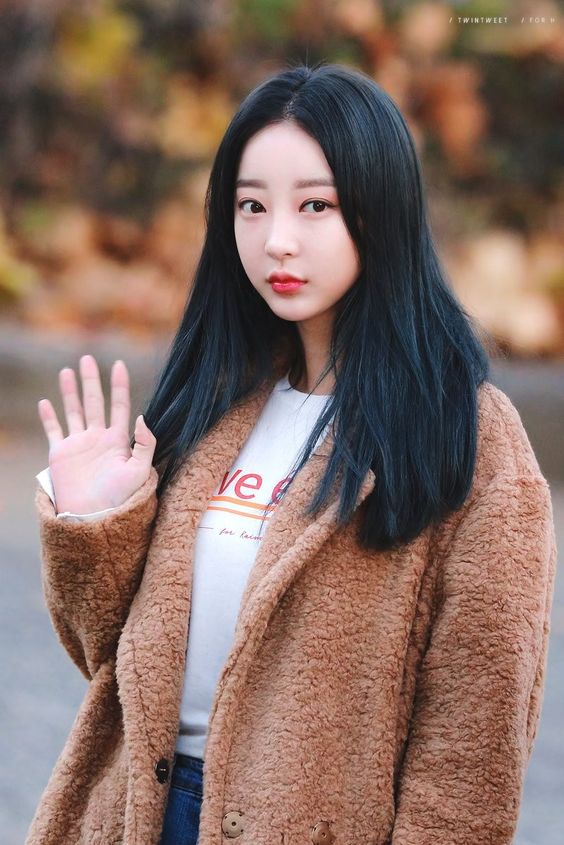 exid-hyerin-signs-new-contract-with-sidushq-1