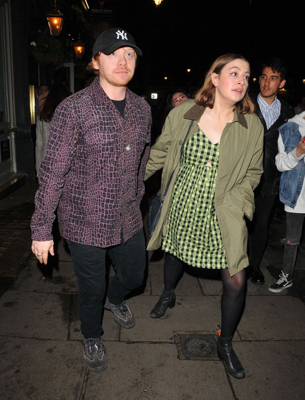 harry-potter's-rupert-grint-welcomes-daughter-with-his-girlfriend-georgia-groome-1