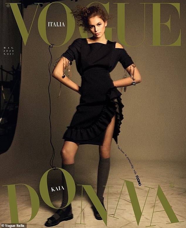 kaia-gerber-shows-off-slim-and-tone-physique-in-the-new-vogue-cover-2
