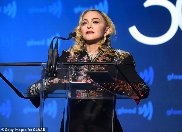 madonna-shares-stem-cell-therapy-treatment-and-x-rays-on-instagram-7