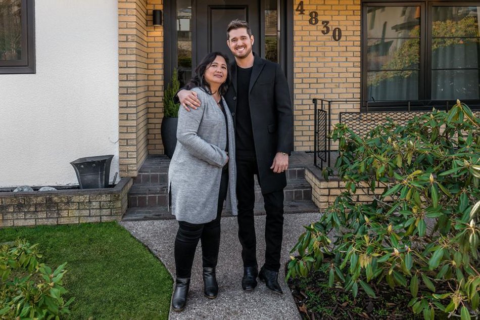 michael-buble-gifts-filipina-health-worker-house-in-canada-as-his-grandfather’s-last-wish-2