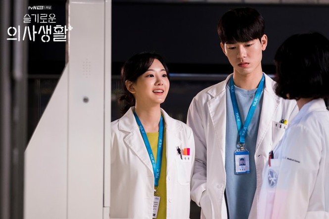 rookie-jo-yi-hyun-confirms-her-acting-ability-through-hospital-playlist-2