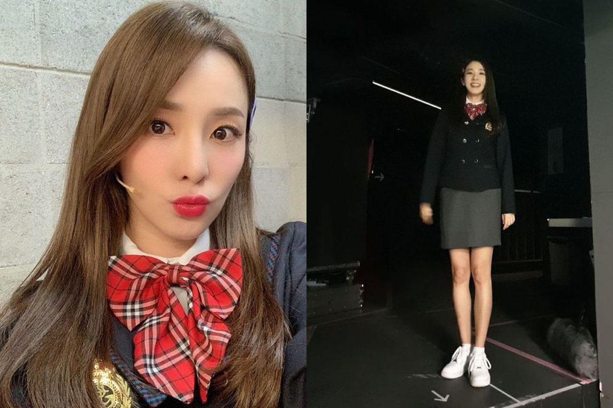 Sandara Park wears uniform to show lovely and youthful charm