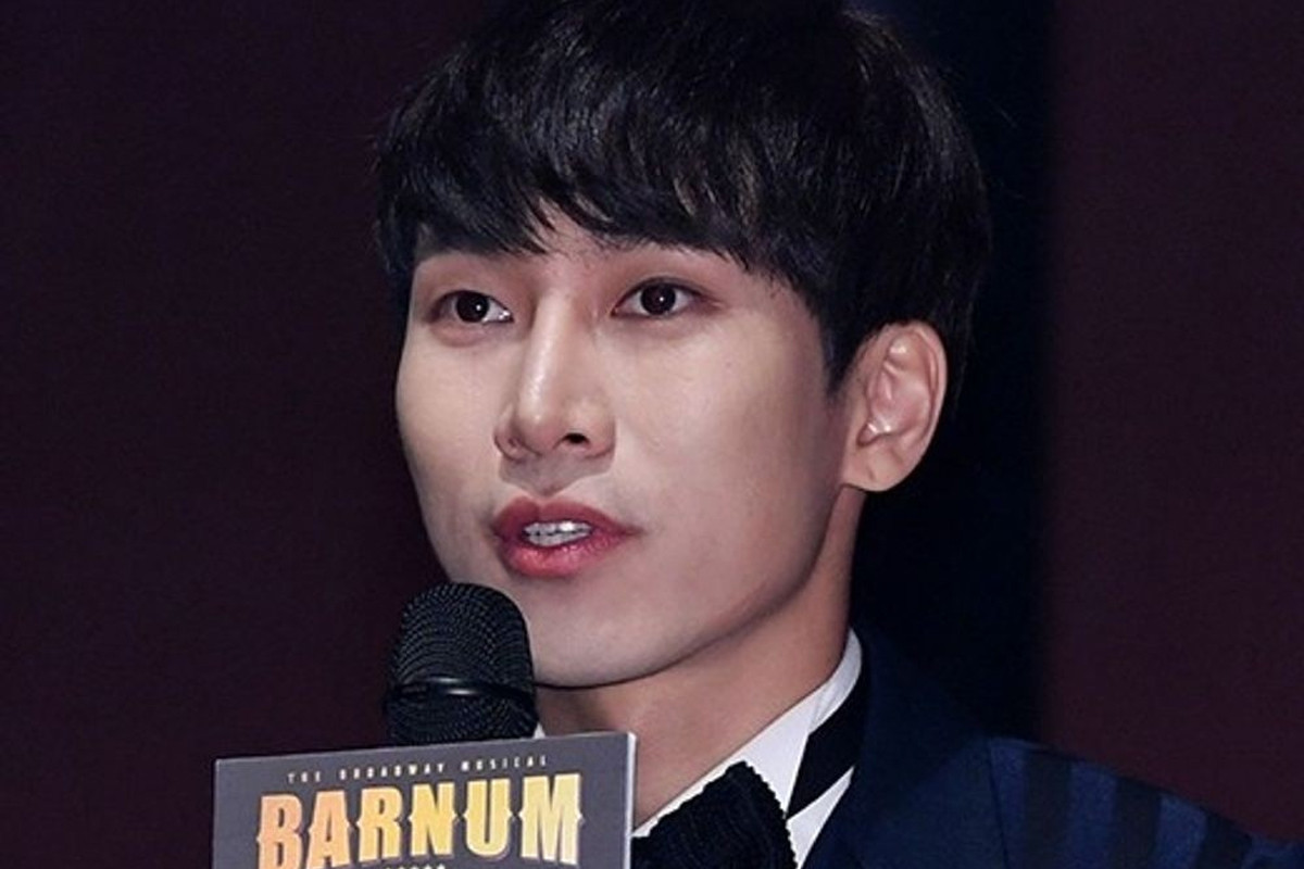 BTOB Eunkwang to join 'Point of Omniscient Interfere' with his manager