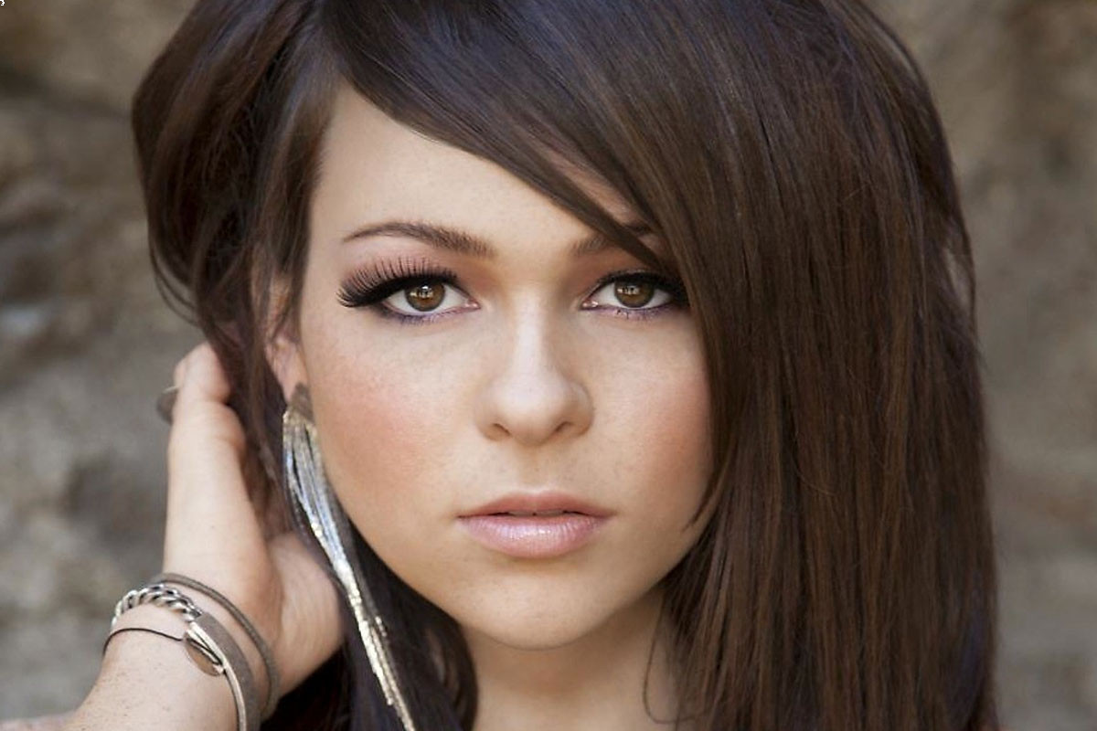 Cady Groves, pop and country singer, dead at 30