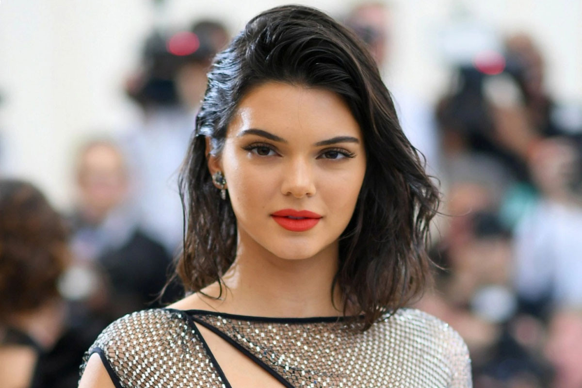 Kendall Jenner turns up the heat as she showcases her model figure