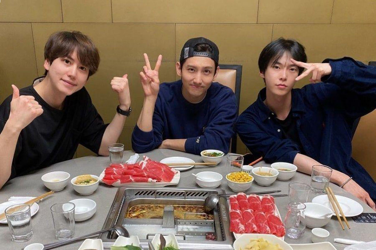 Super Junior’s Kyuhyun, TVXQ’s Changmin, And NCT’s Doyoung enjoy meal together