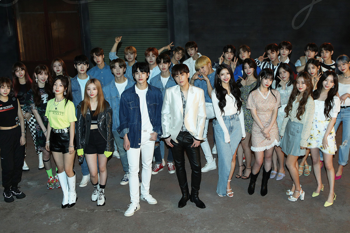 Woollim Entertainment releases digital single 'Relay' with 31 artists
