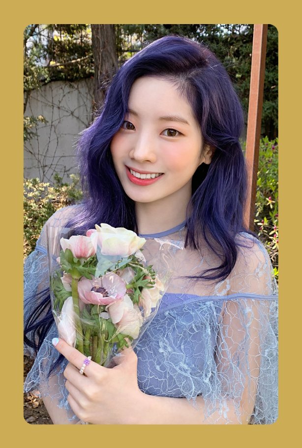 twice-releases-photocard-teaser-images-of-each-member-for-more-and-more-dahyun