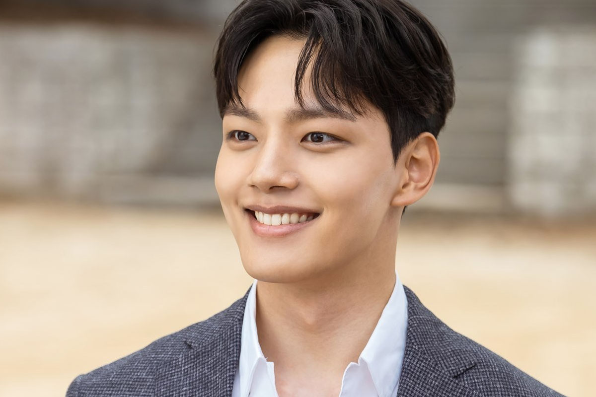 Yeo Jin Goo in talks to return as male lead of JTBC's new drama 'Monster'