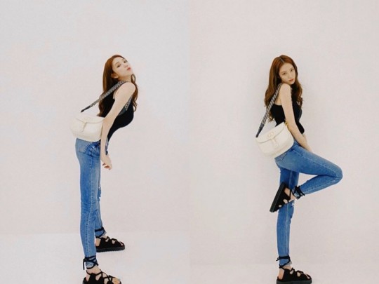 1m73-lee-sung-kyung-impresses-when-wearing-jeans-showing-off-long-legs-2