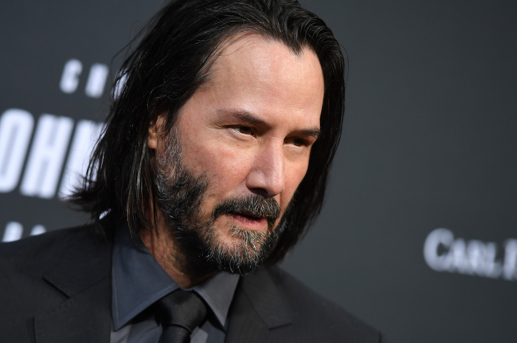 Keanu-Reeves-went-on-auction-for-online-dating-2