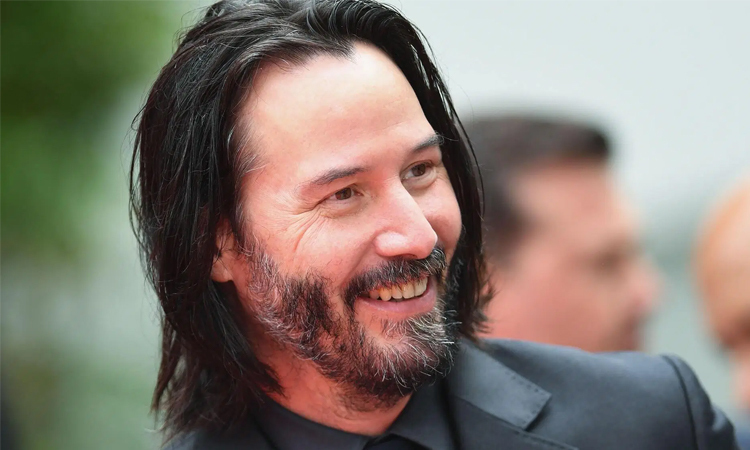 Keanu-Reeves-went-on-auction-for-online-dating-3