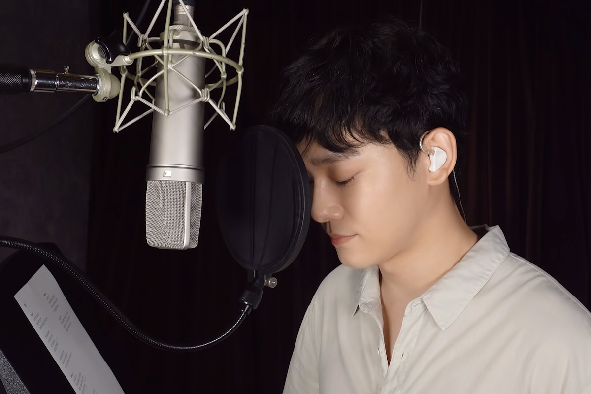 EXO Chen shakes Internet with new cover of Park Hyo Shin's song on YouTube