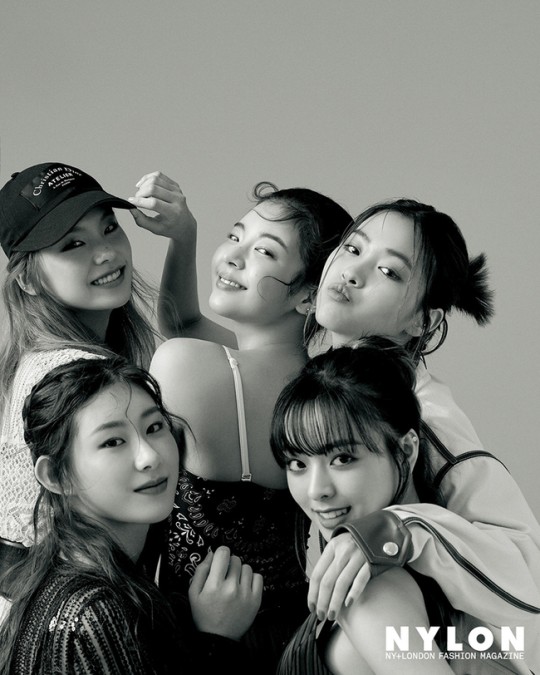 itzy-hot-and-cold-in-cover-for-july-issue-of-nylon-magazine-1