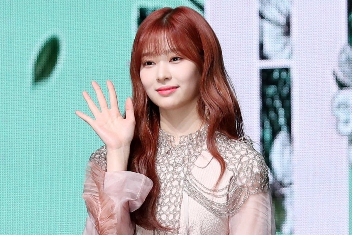 IZ*ONE Kim Minju joins SF9 Chanhee and STRAY KIDS Hyunjin as new host for MBC 'Music Core'