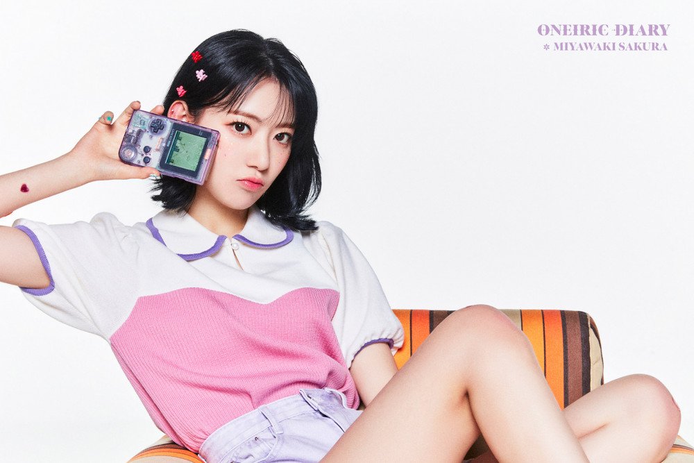 izone-release-lovely-first-set-of-oneiric-diary-concept-photos-8