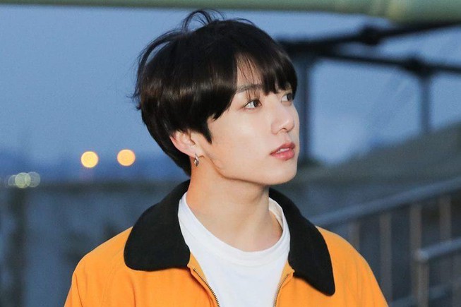 jungkook-from-bts-is-first-and-only-singer-in-the-world-to-receive-10-billion-views-on-tiktok-tag-1